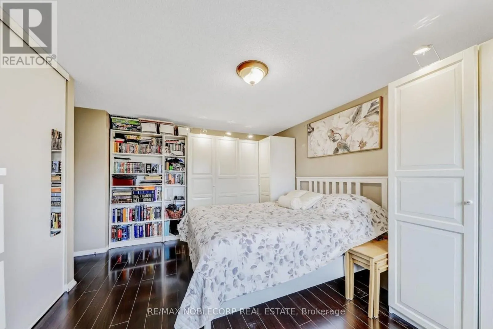 30 MAYBERRY COURT