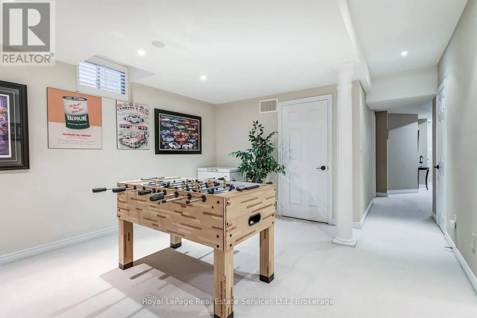 1242 AGRAM DRIVE
