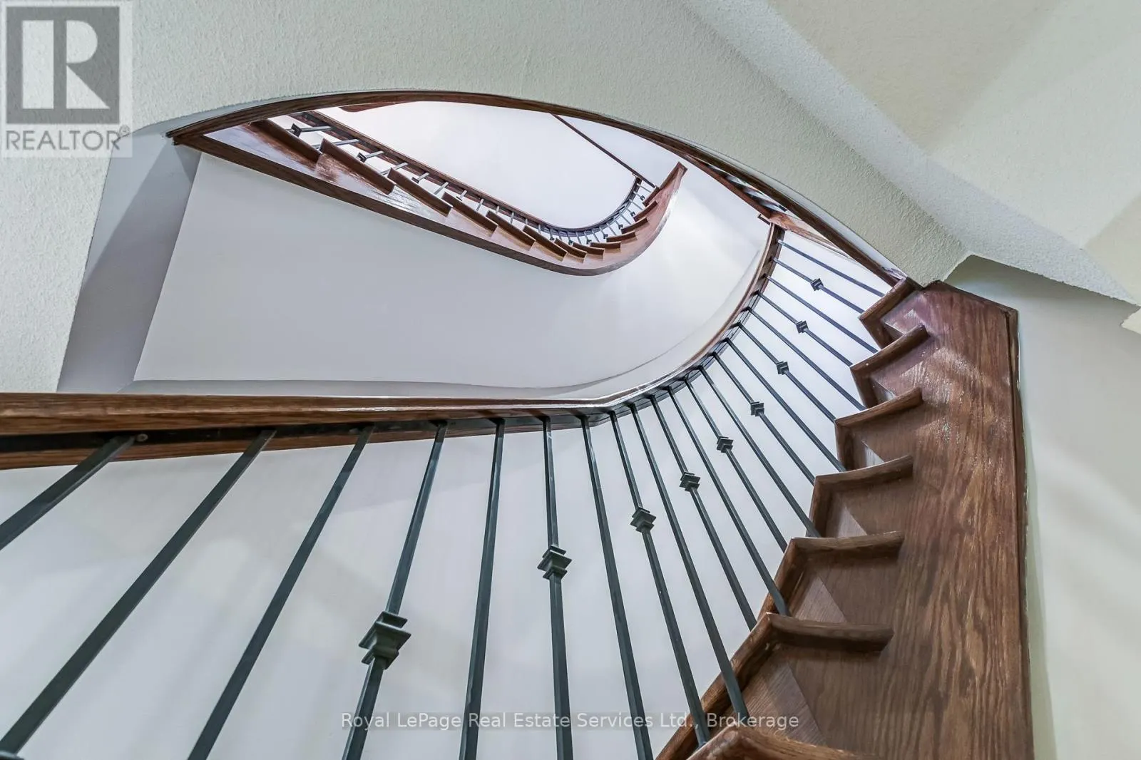 1242 AGRAM DRIVE