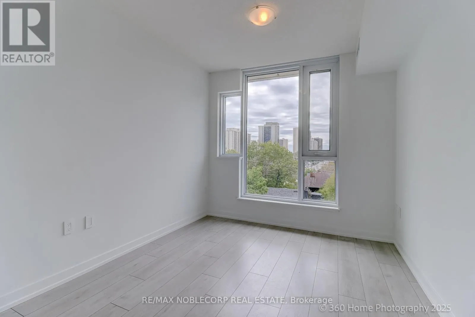 508 - 556 MARLEE AVENUE