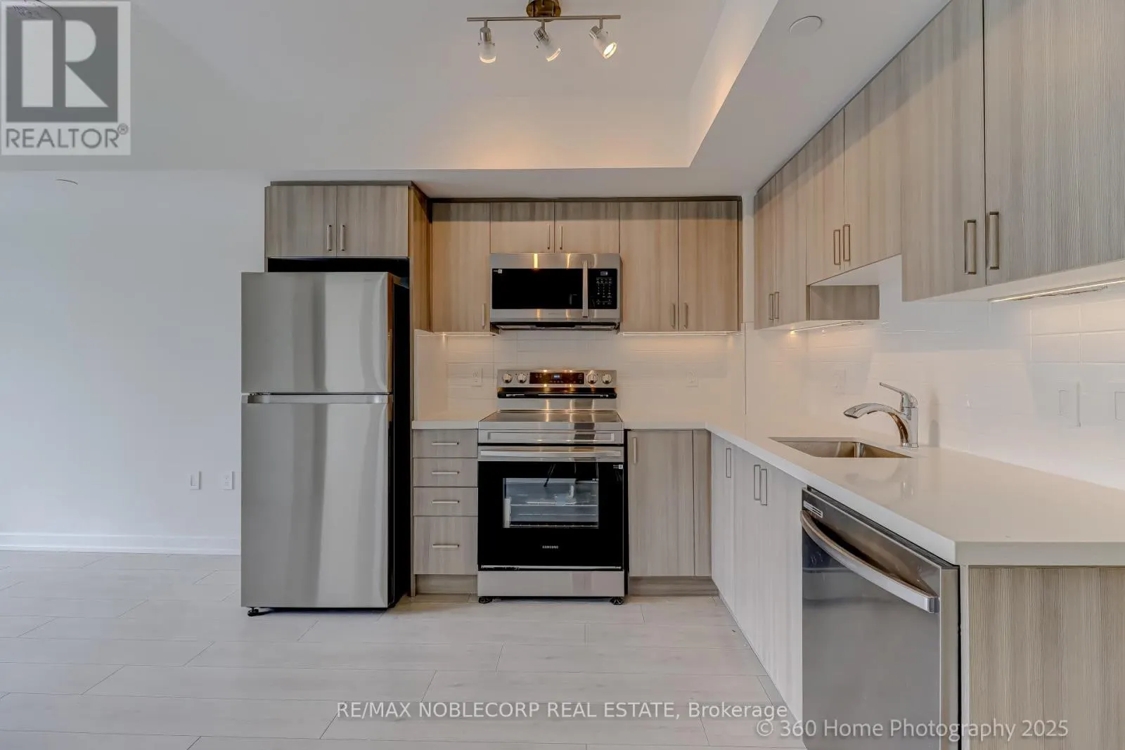 508 - 556 MARLEE AVENUE