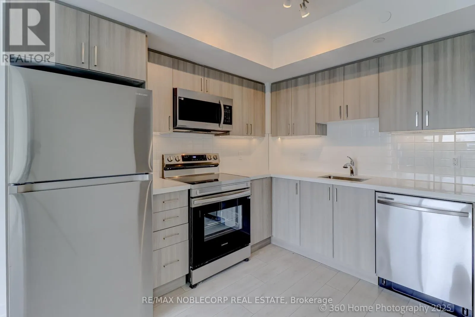 508 - 556 MARLEE AVENUE