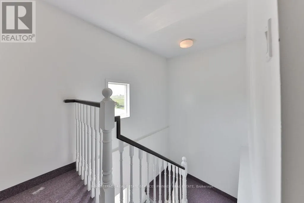 15 MISSISSAUGA ROAD S