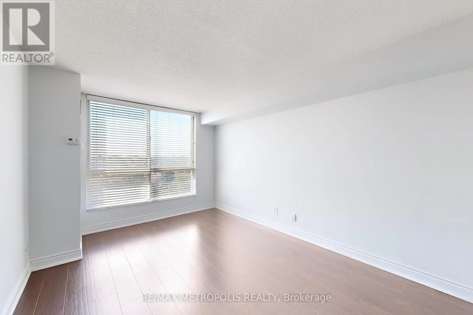 606 - 2901 KIPLING AVENUE