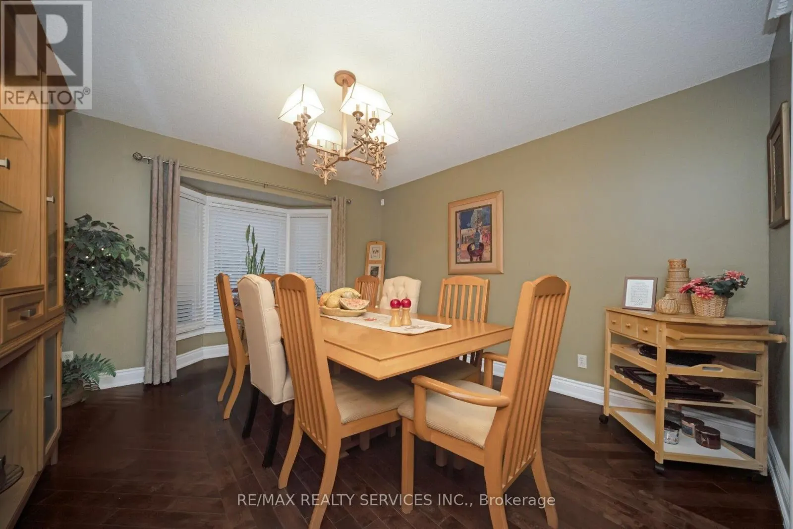 74 LEEWARD DRIVE N