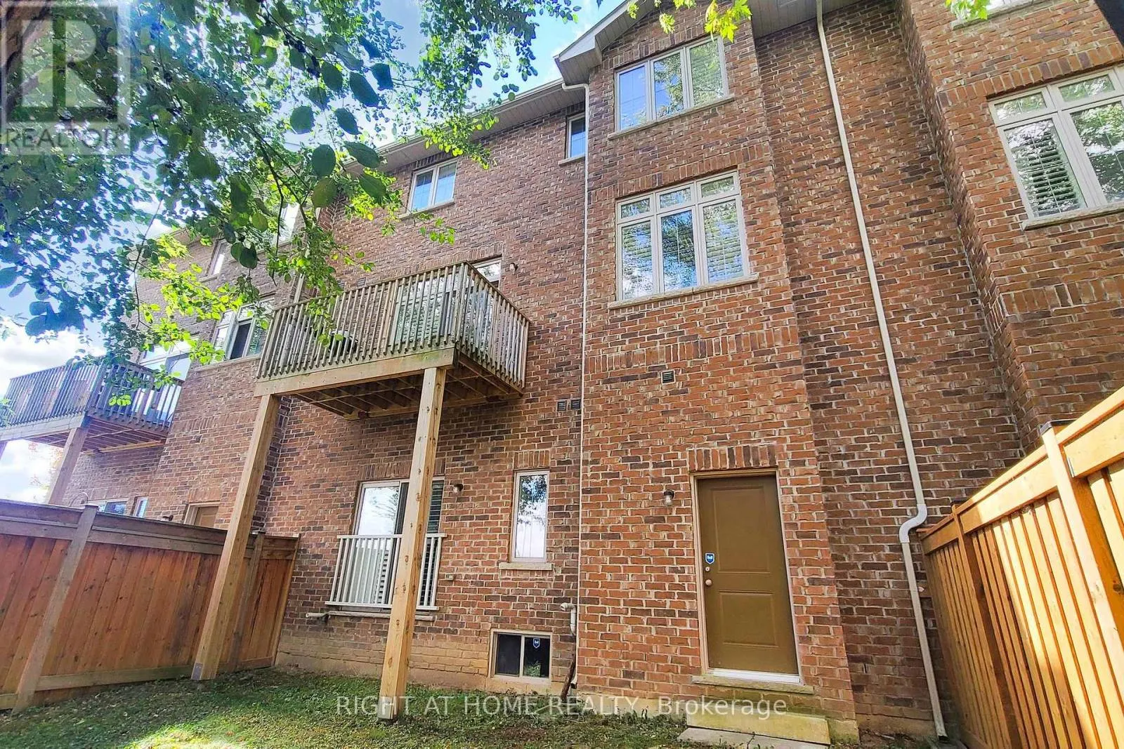 2003 DEERVIEW COMMON