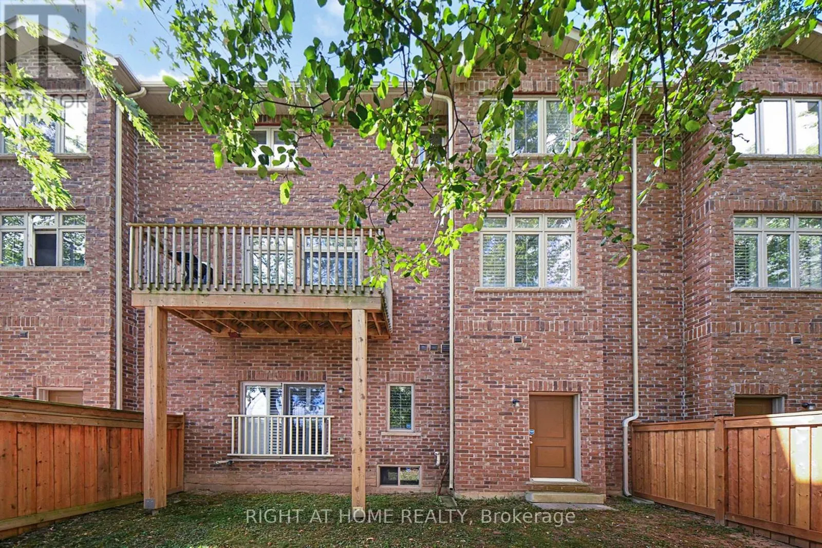 2003 DEERVIEW COMMON