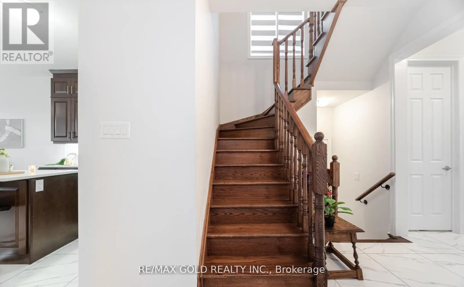 15 DUXBURY ROAD