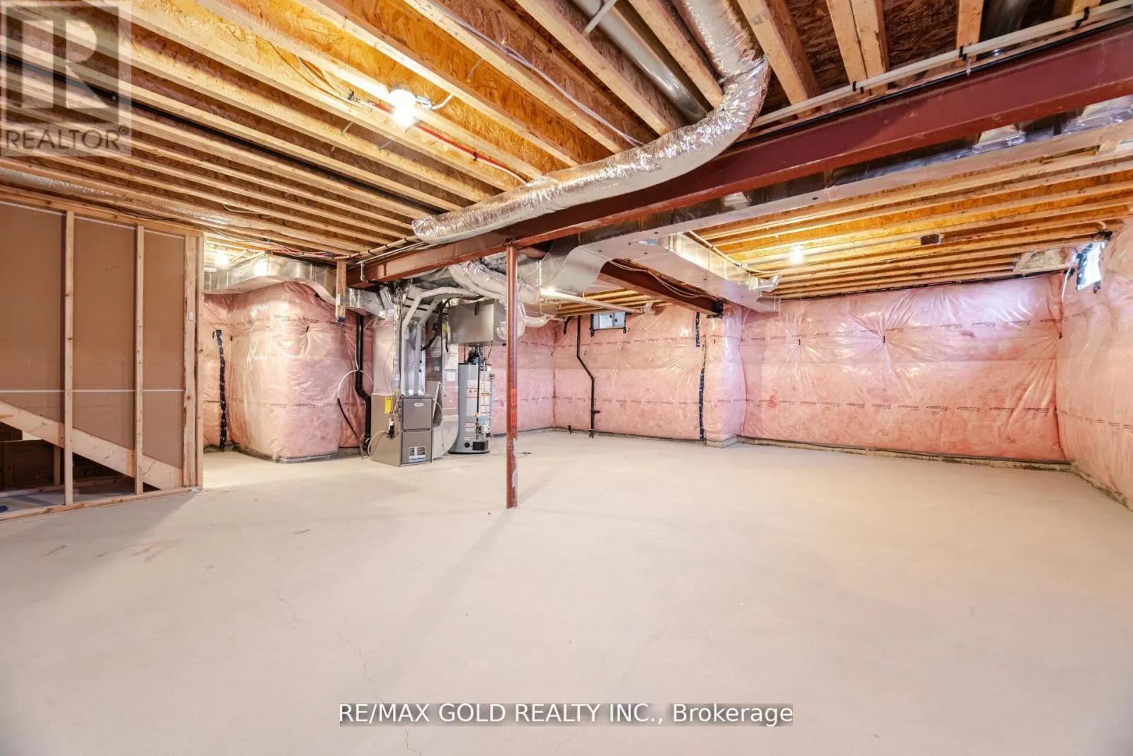 15 DUXBURY ROAD