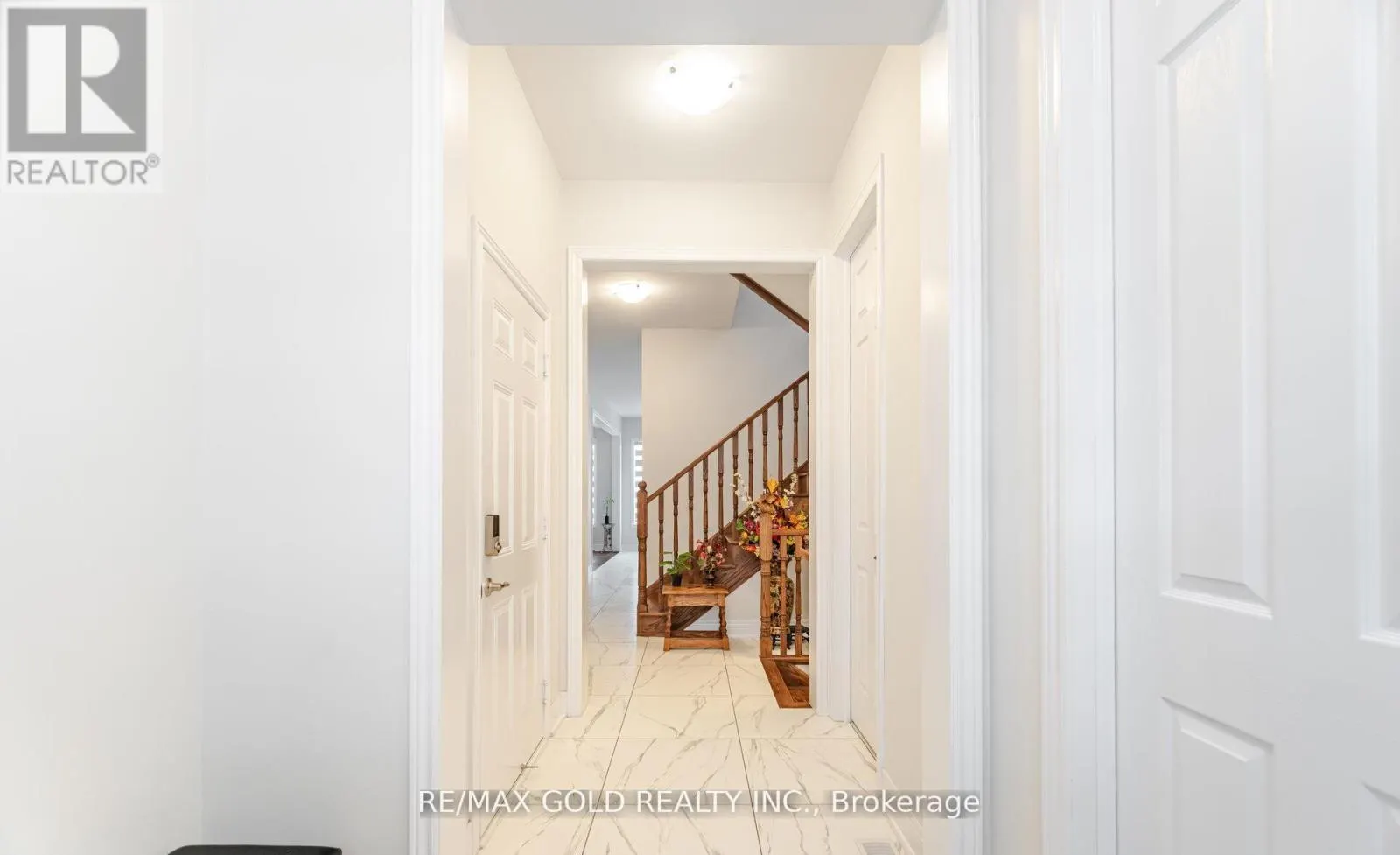 15 DUXBURY ROAD