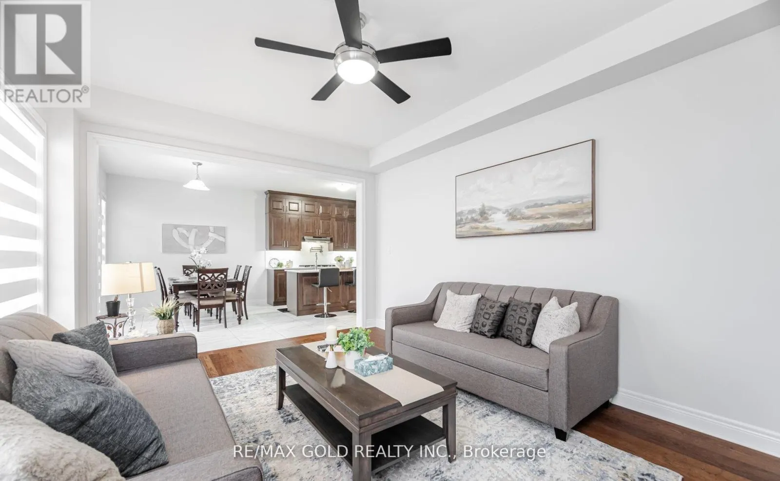 15 DUXBURY ROAD