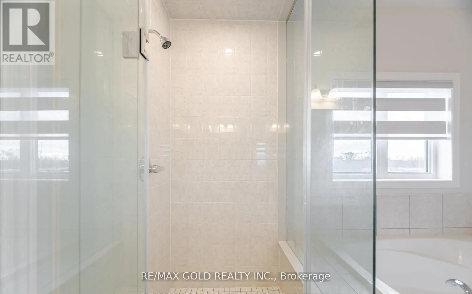 15 DUXBURY ROAD