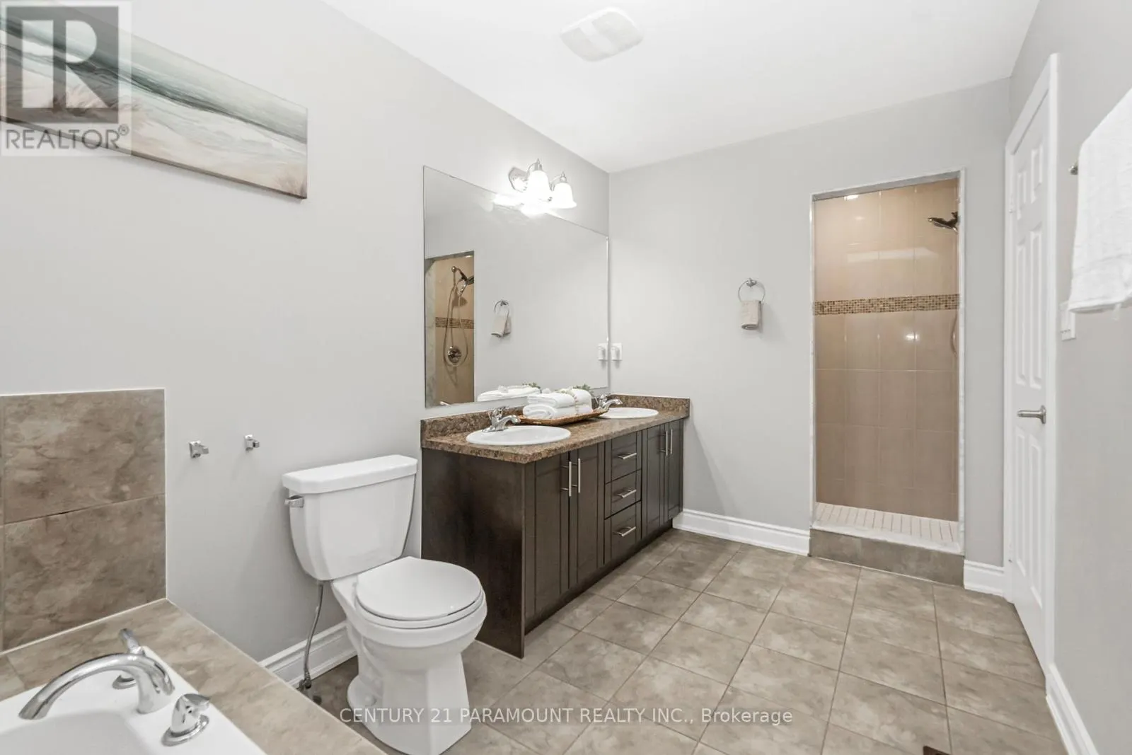 57 DORIS PAWLEY CRESCENT