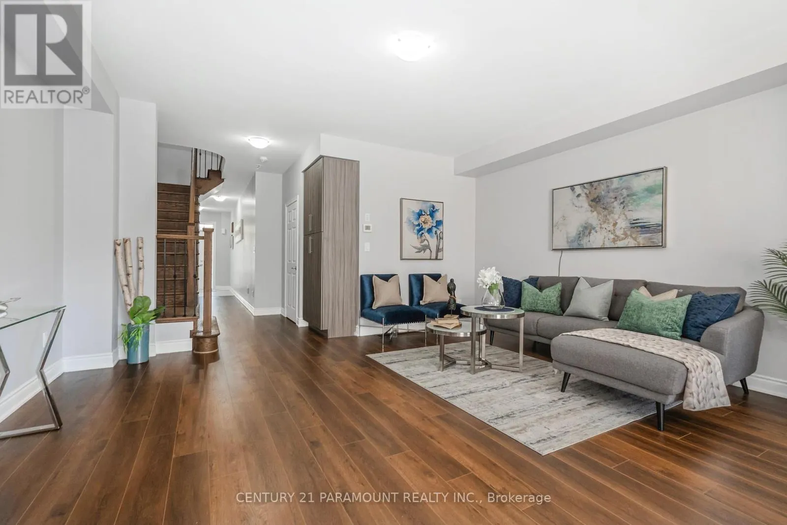 57 DORIS PAWLEY CRESCENT
