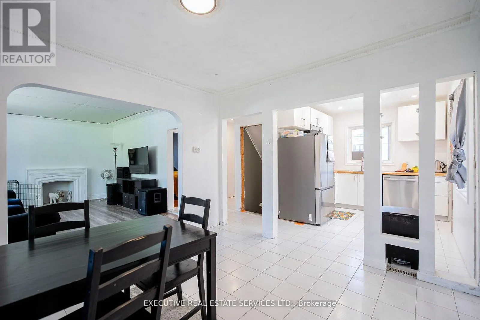 49 TRETHEWEY DRIVE