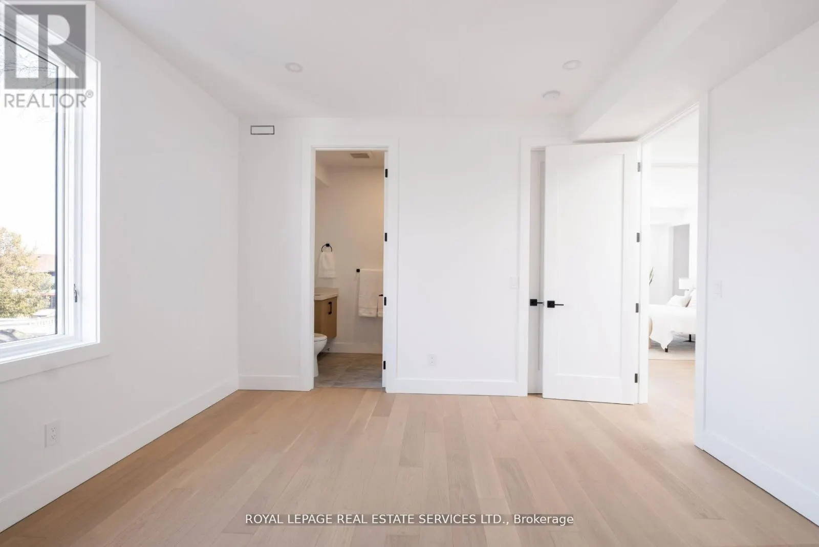 263 THIRTIETH STREET