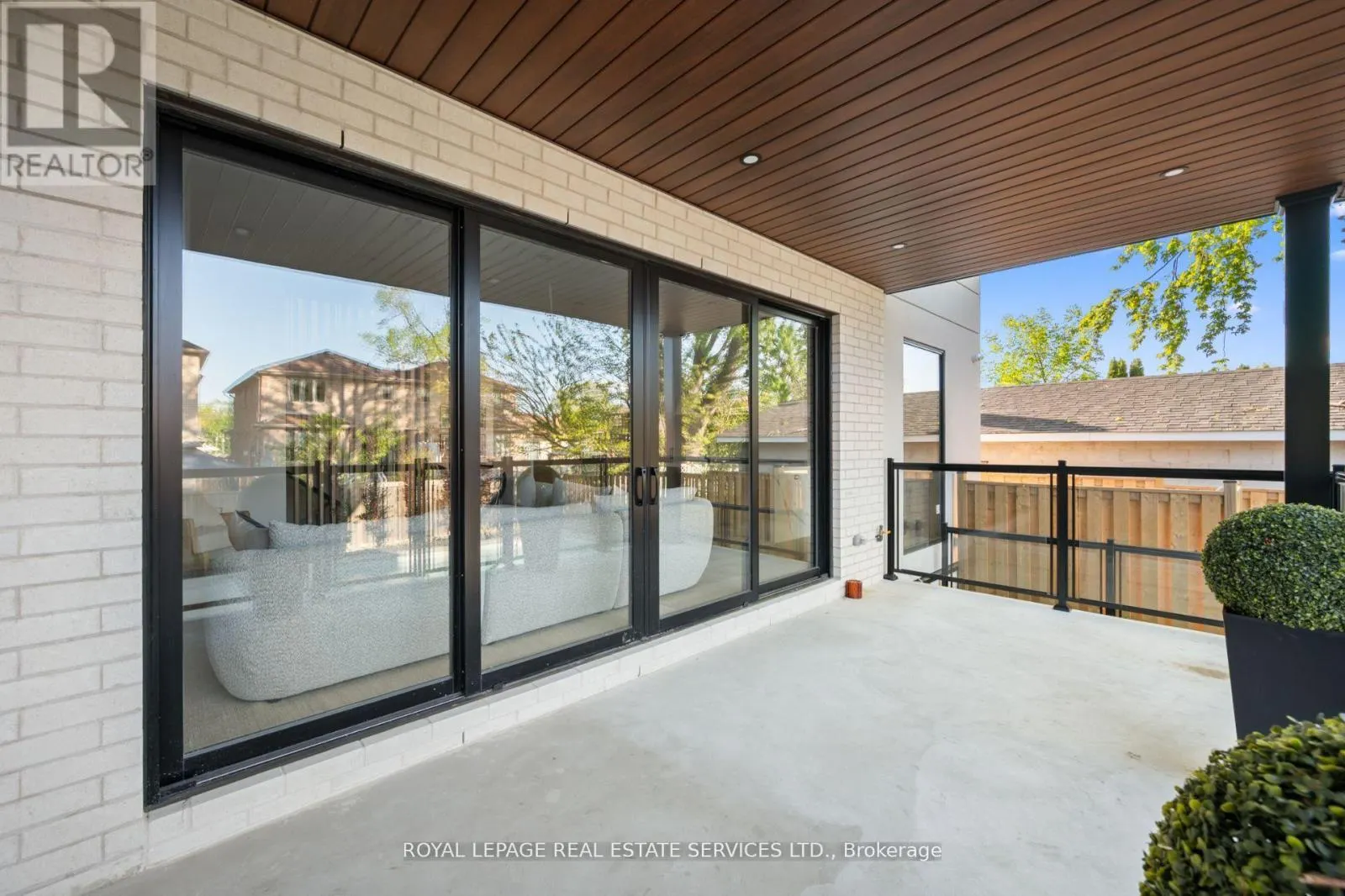 263 THIRTIETH STREET