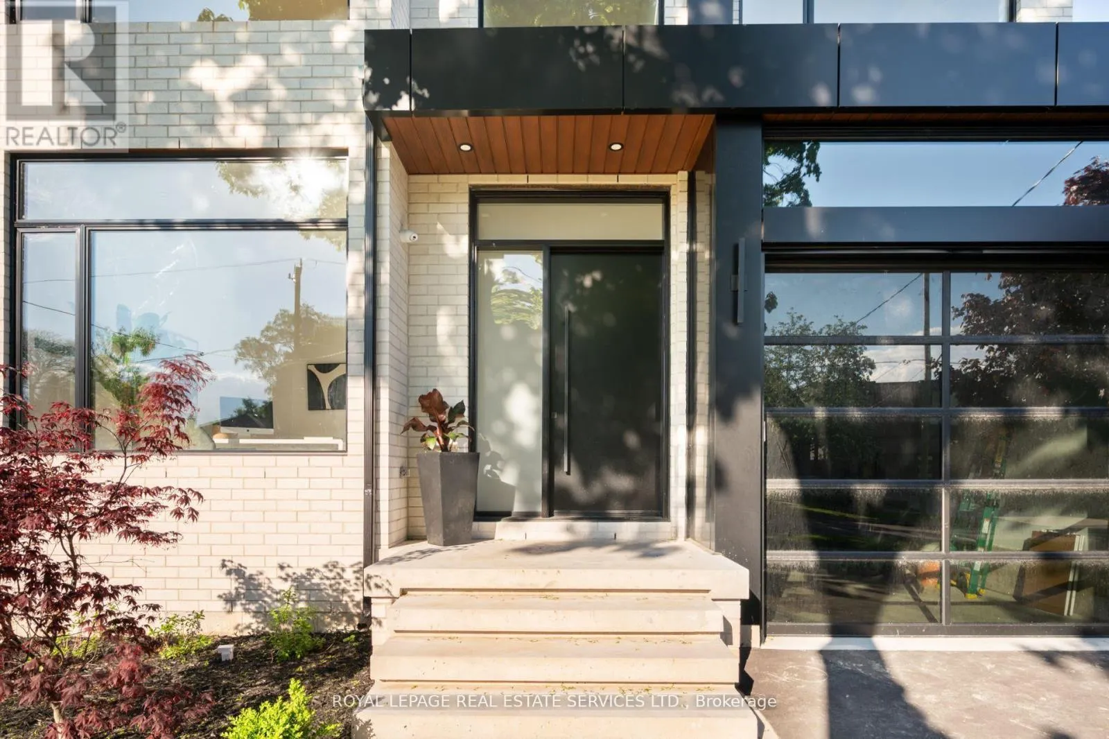 263 THIRTIETH STREET