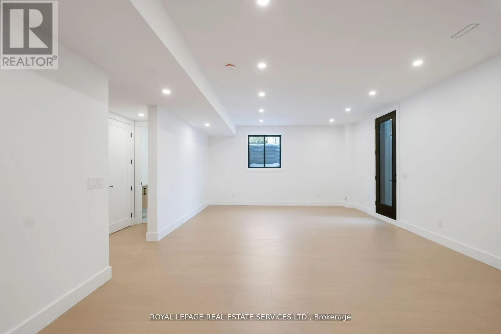 263 THIRTIETH STREET