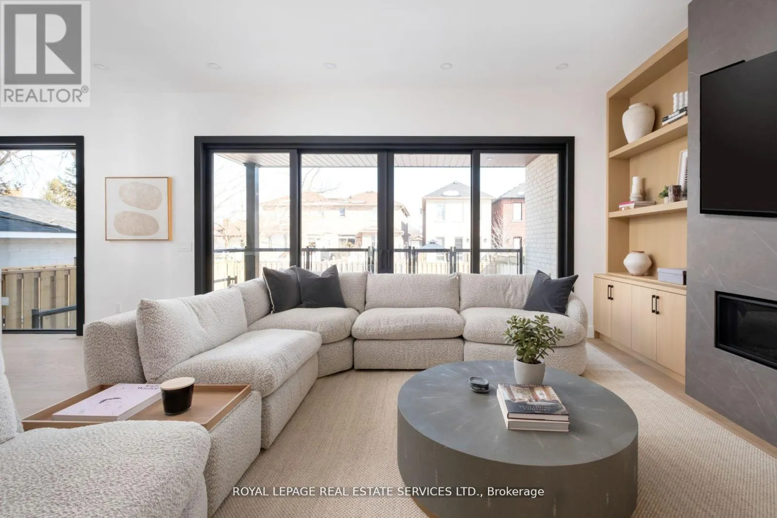 263 THIRTIETH STREET