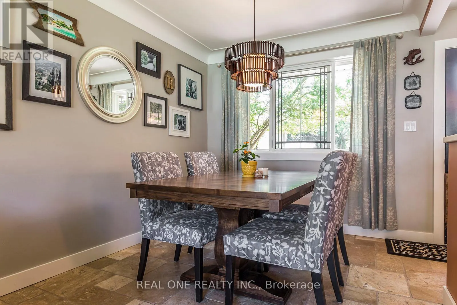 5222 BROMLEY ROAD