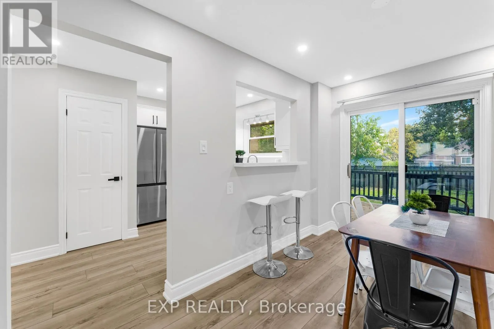 2258 MANCHESTER DRIVE