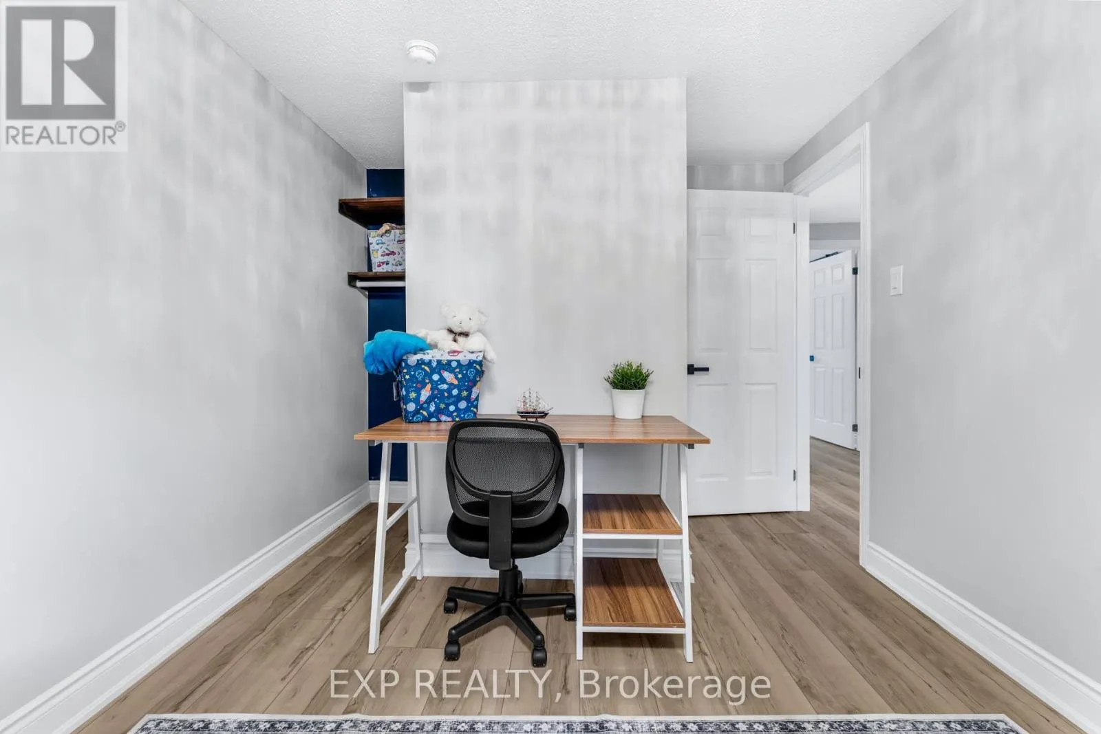 2258 MANCHESTER DRIVE