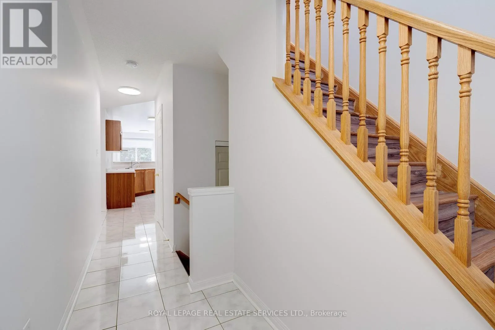 626 IRIS COURT