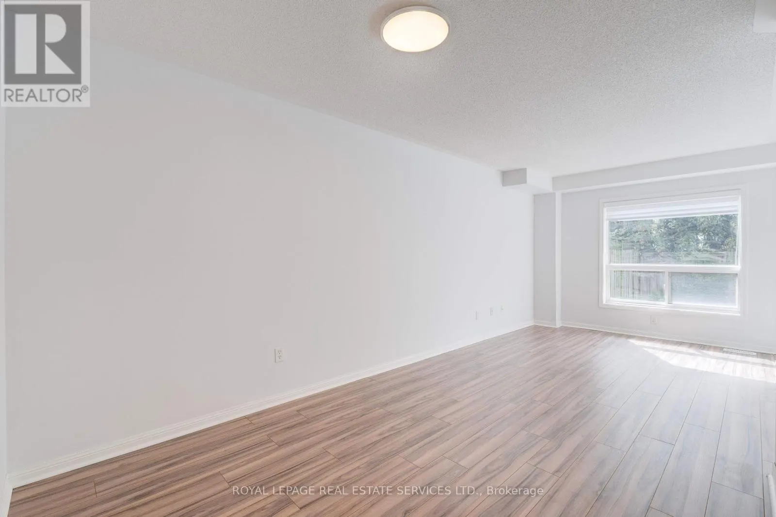 626 IRIS COURT