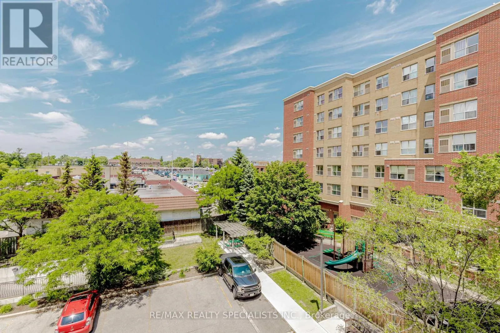 401 - 32 TANNERY STREET