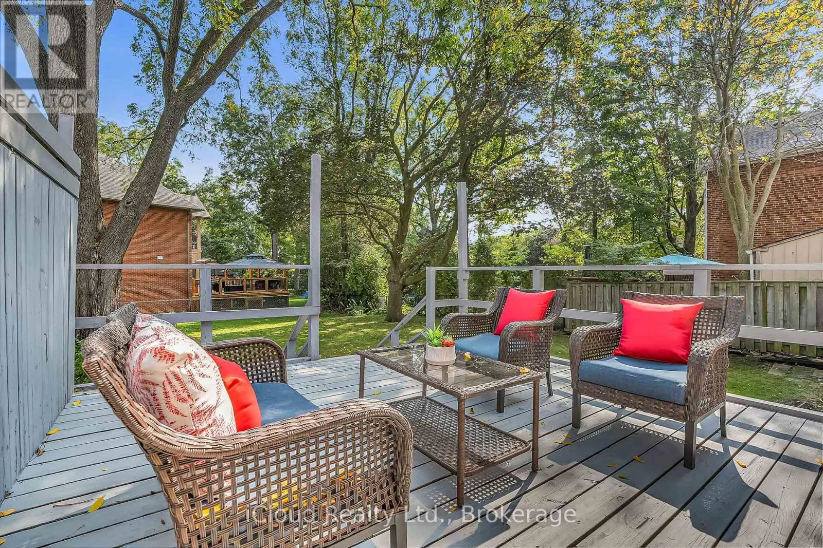 4691 DUNDAS STREET W