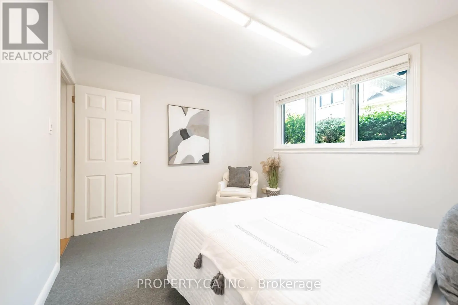 30 BOURNEMOUTH ROAD