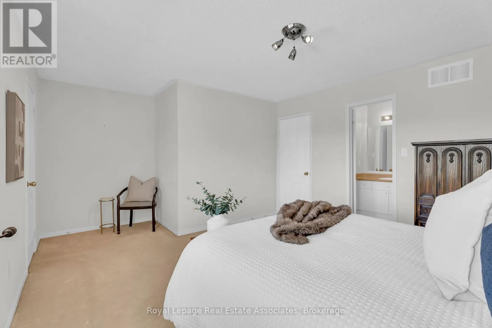 69 LONESTAR CRESCENT