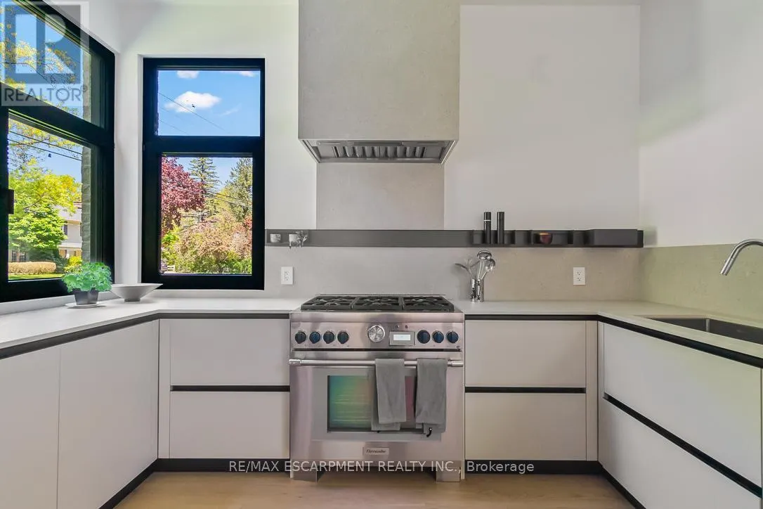 1308 GREENOAKS DRIVE