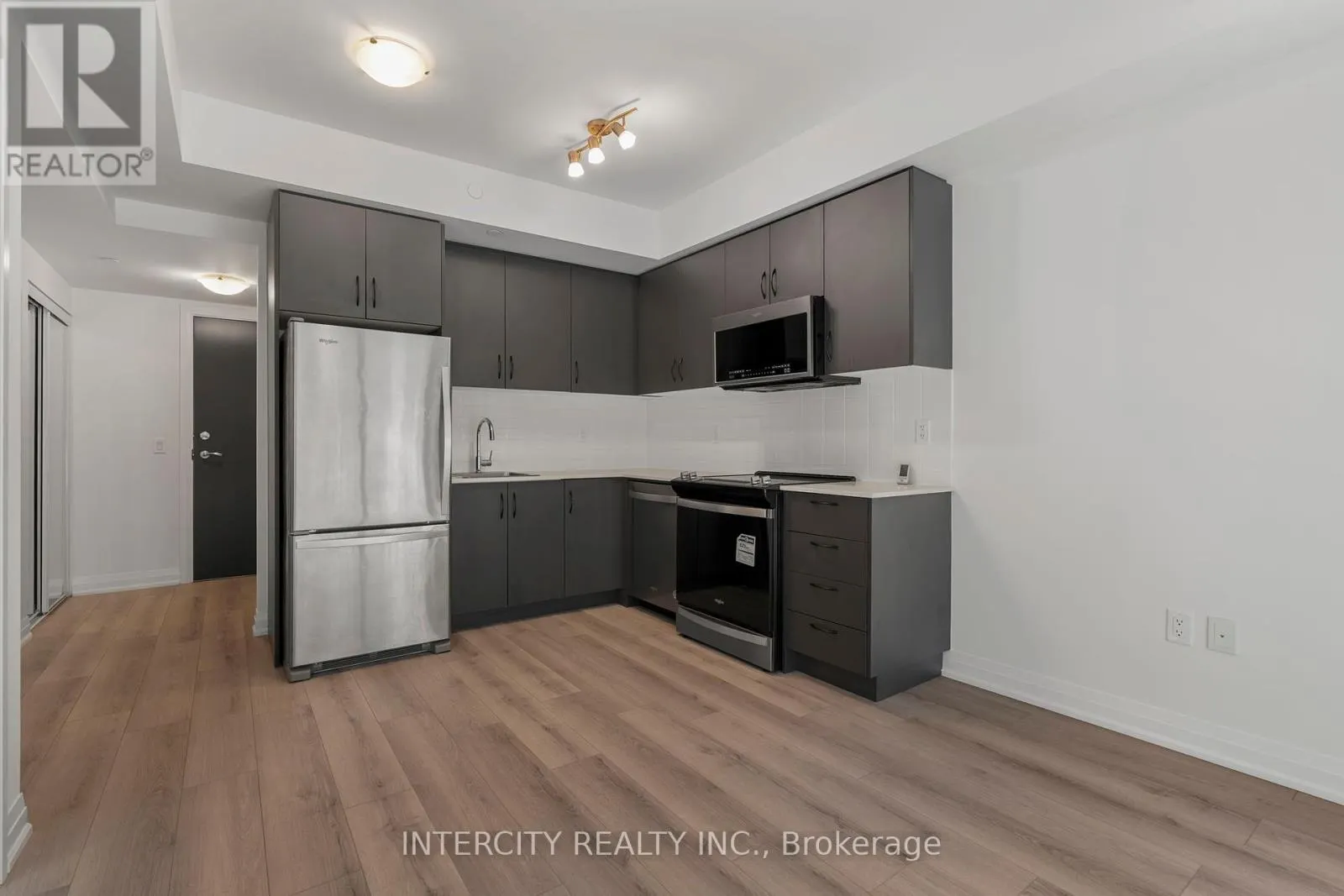 131 - 85 ATTMAR DRIVE