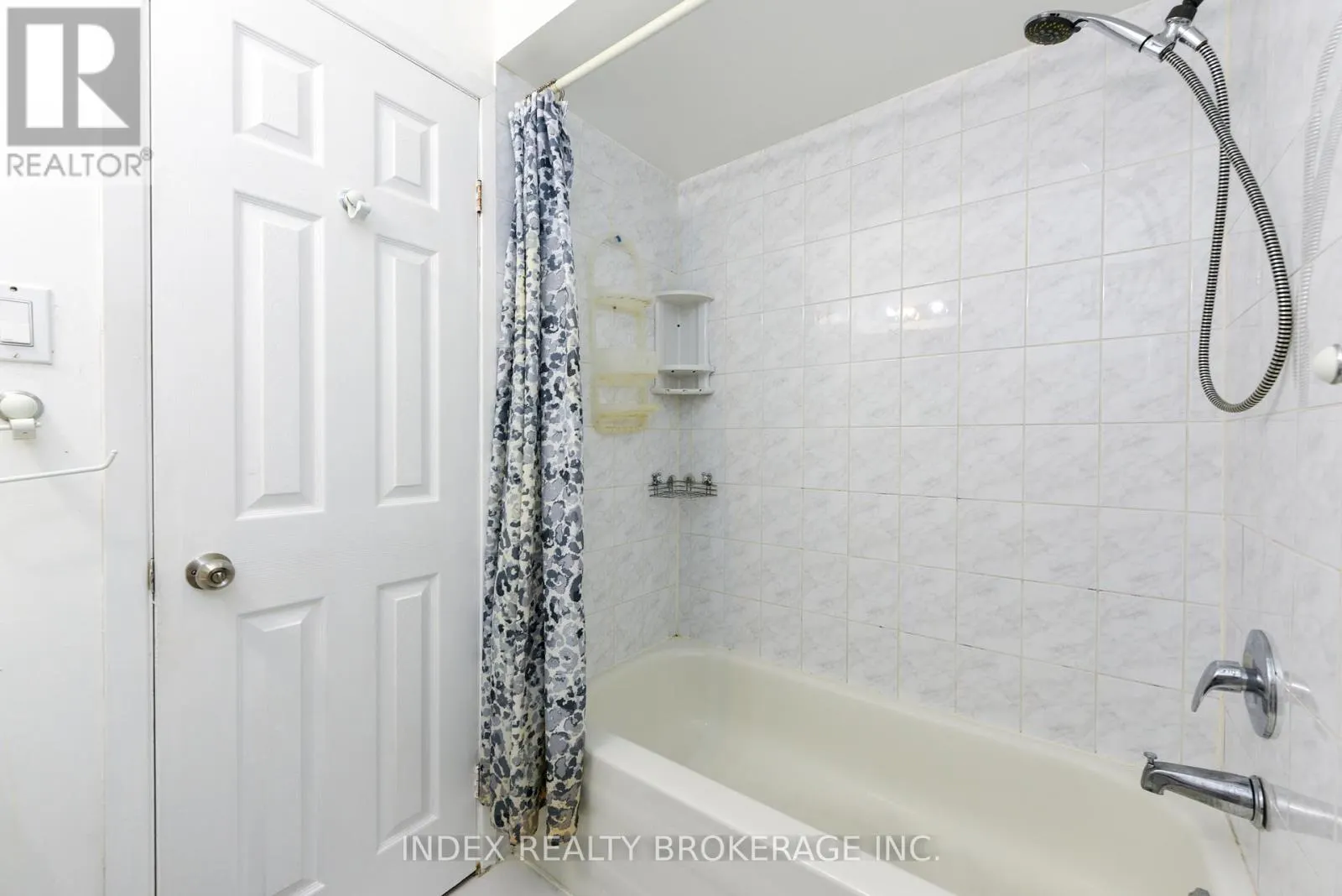 50 - 7475 GOREWAY DRIVE