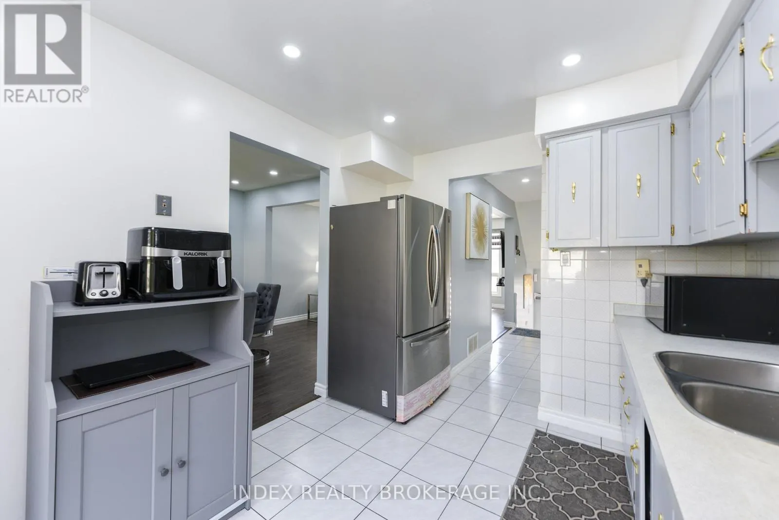 50 - 7475 GOREWAY DRIVE