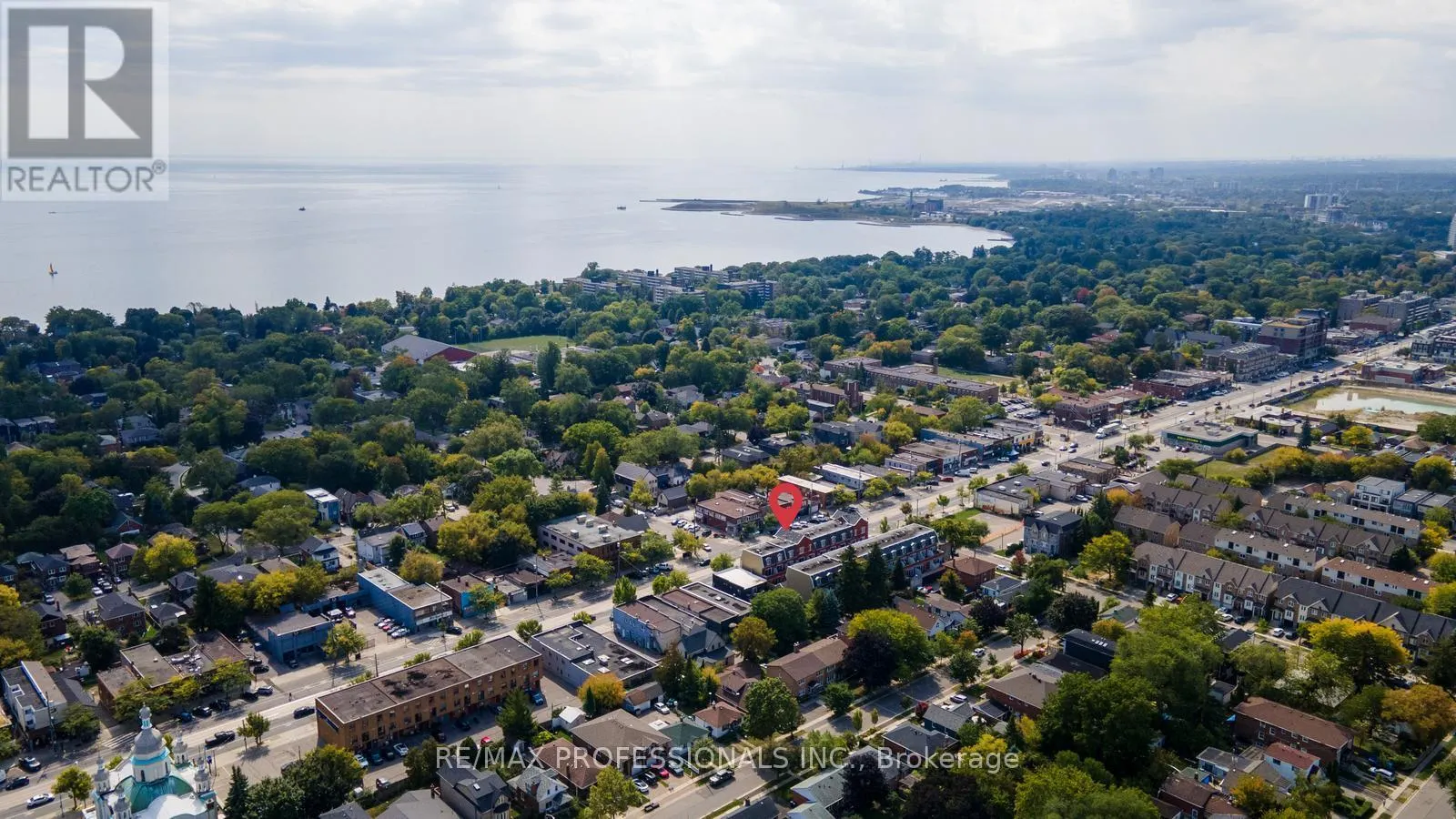 104 - 3400 LAKE SHORE BOULEVARD W