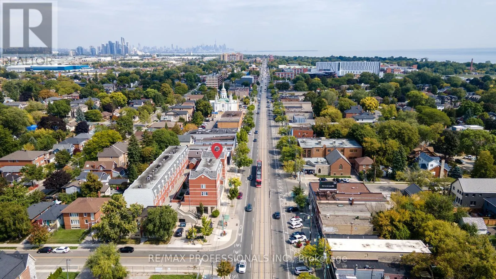 104 - 3400 LAKE SHORE BOULEVARD W