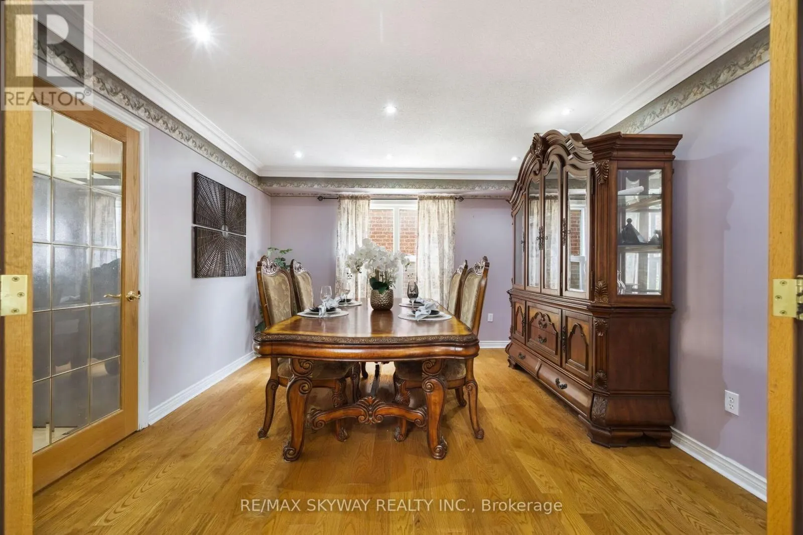 57 BANINGTON CRESCENT