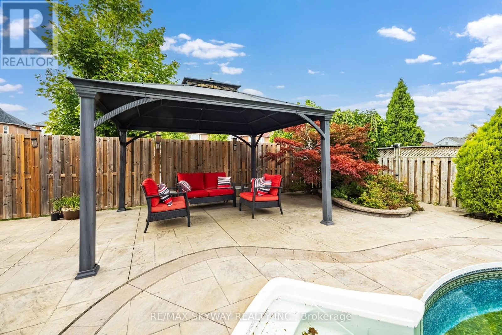 57 BANINGTON CRESCENT