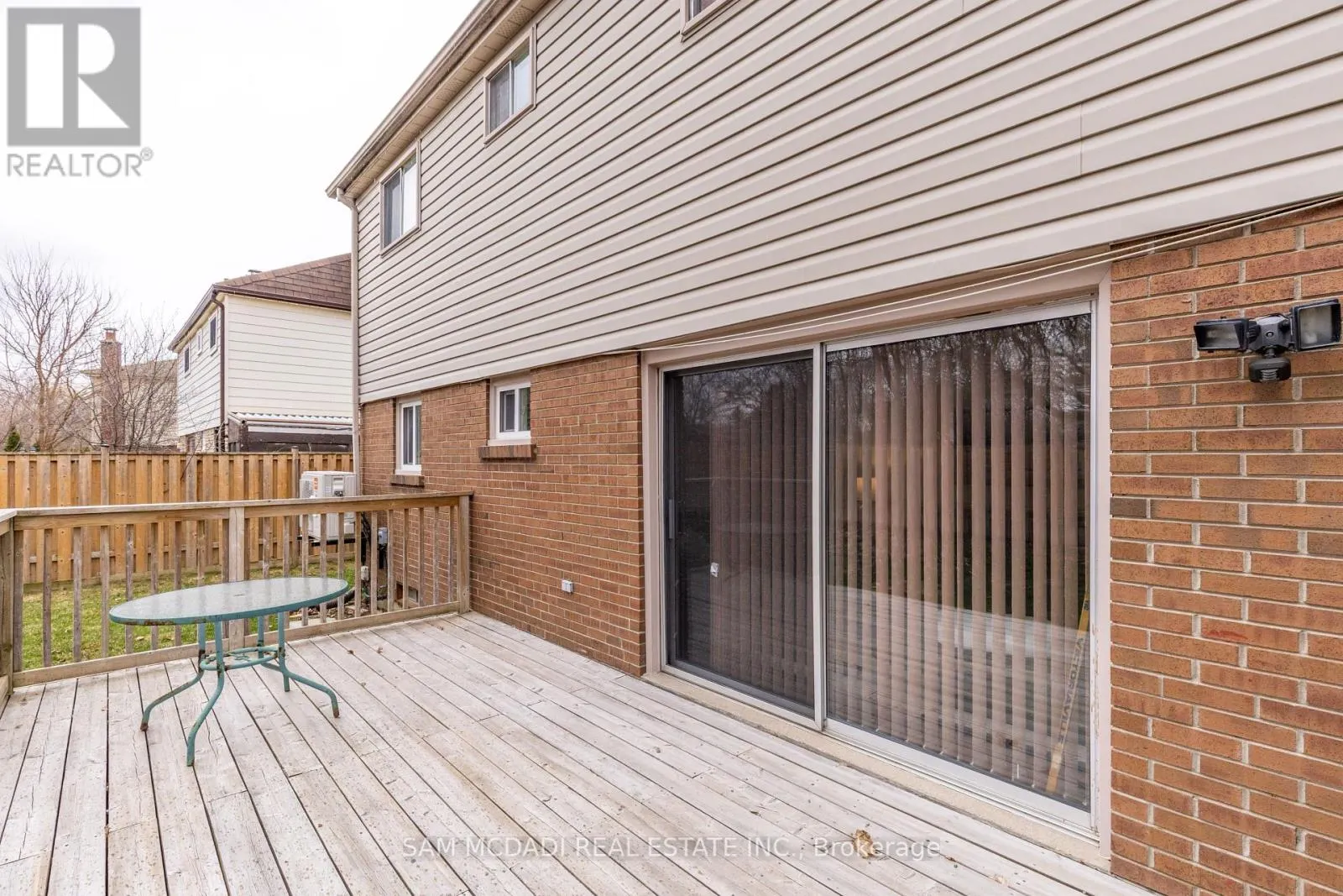44 MADRID CRESCENT