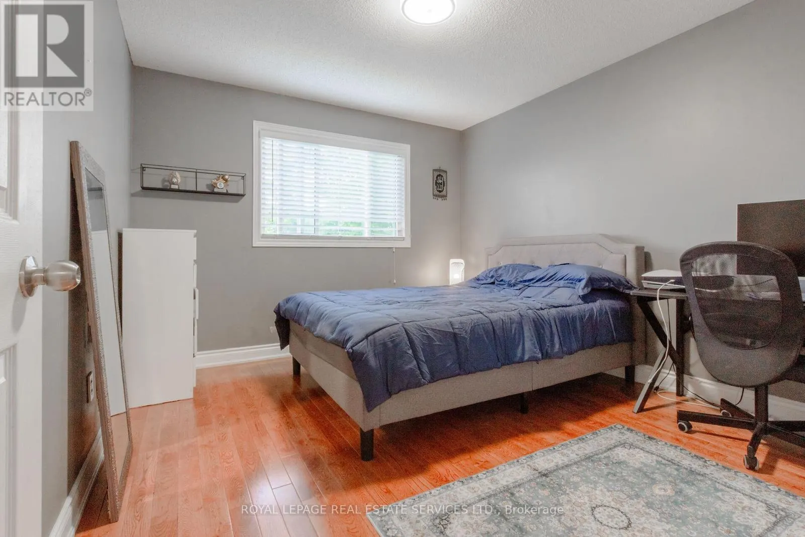 1536 KIRKROW CRESCENT