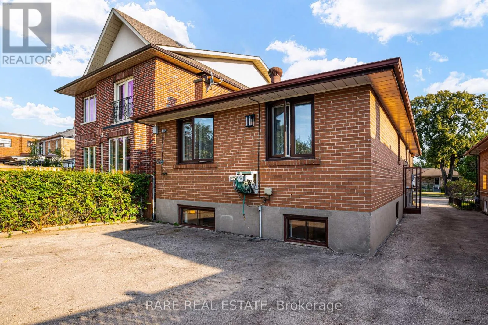 98 HAY AVENUE
