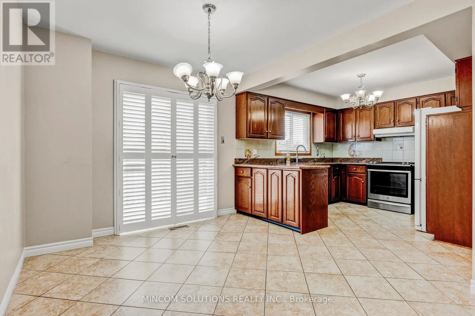 2394 CREDIT VALLEY ROAD E