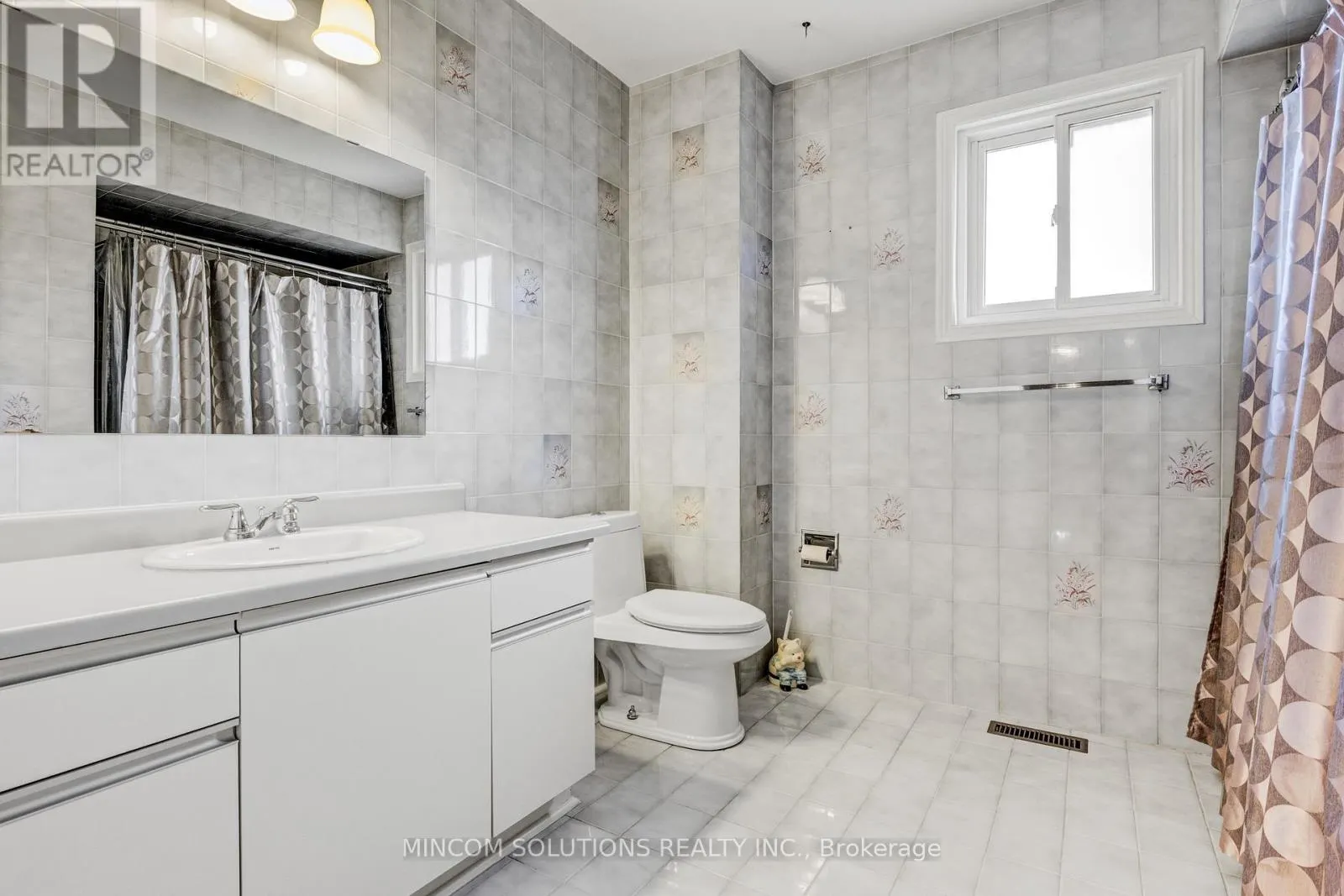 2394 CREDIT VALLEY ROAD E