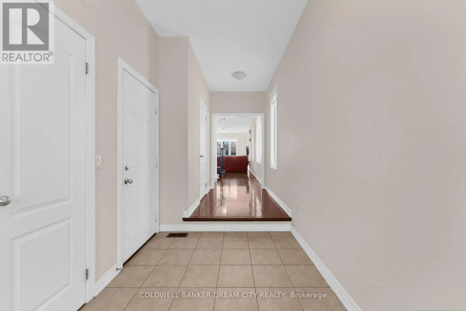 4 AUTUMN ARBOUR ROAD