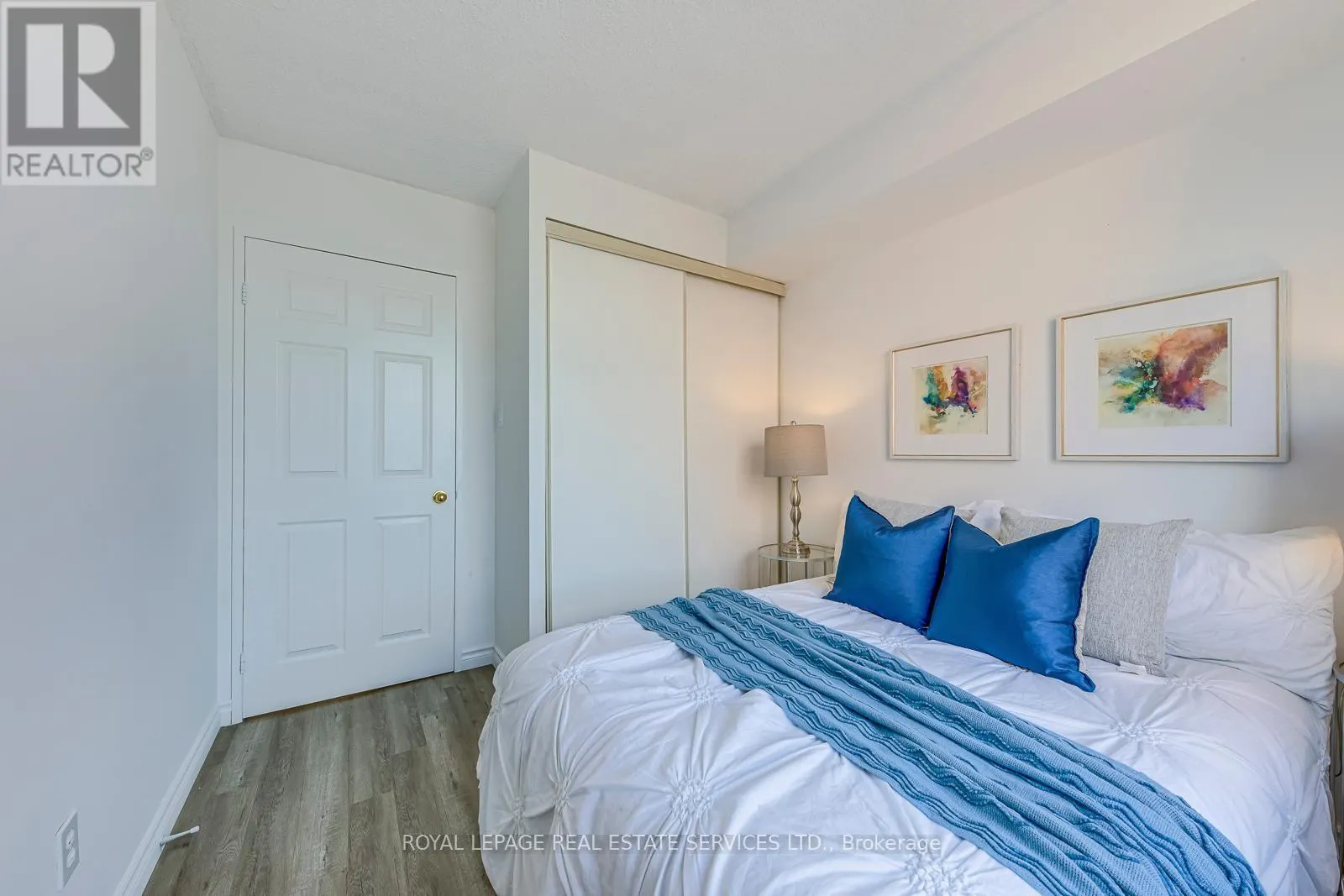 1008 - 265 ENFIELD PLACE