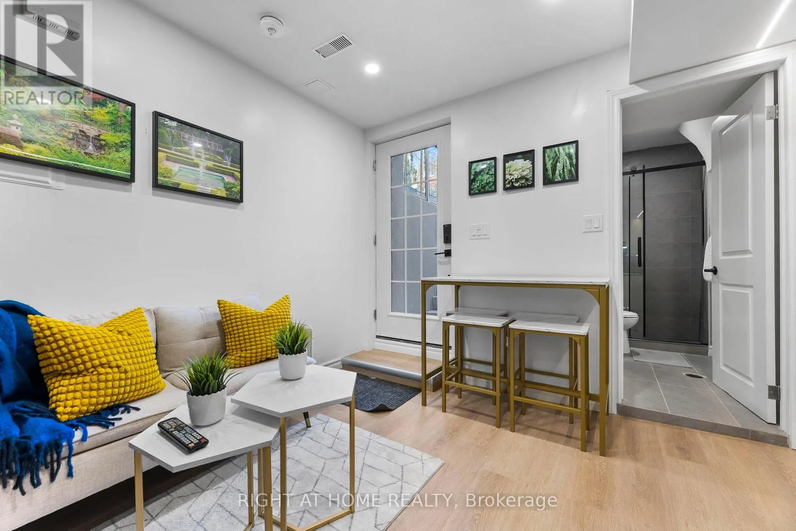 UNIT B2 - 158 INDIAN GROVE
