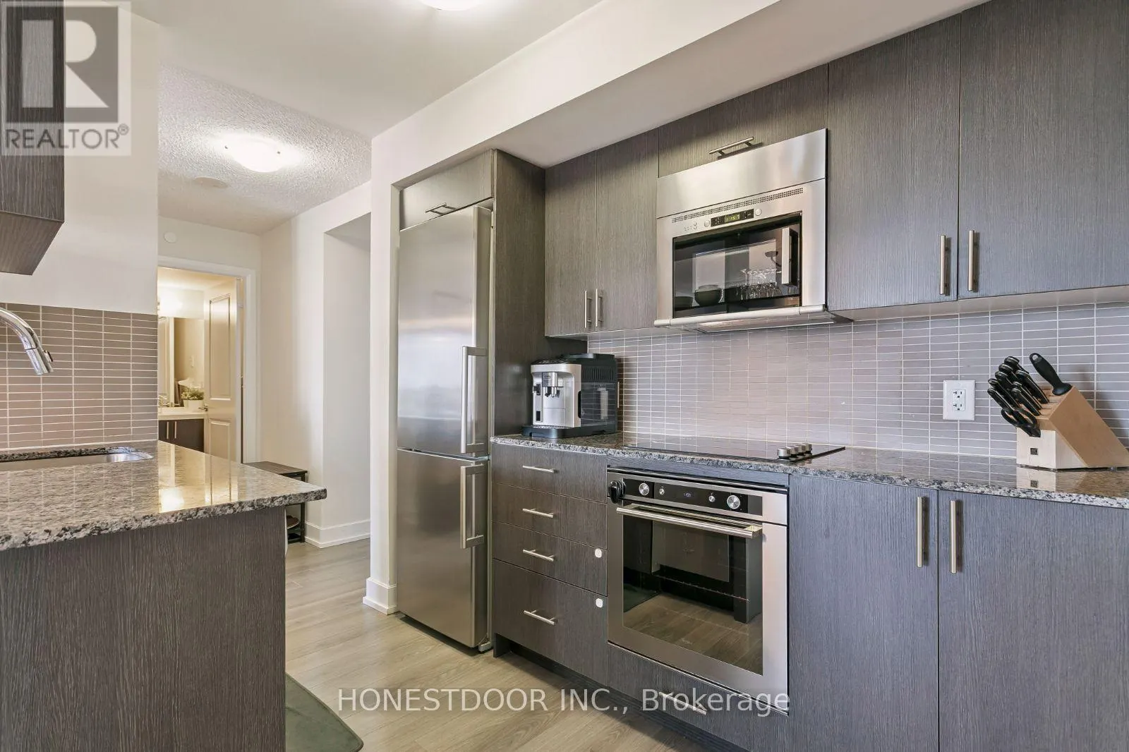 1503 - 6 EVA ROAD